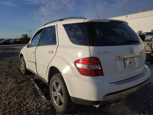 Photo 2 VIN: 4JGBB75E06A046829 - MERCEDES-BENZ ML 500 