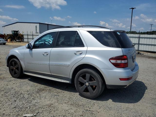 Photo 1 VIN: 4JGBB86E09A530461 - MERCEDES-BENZ ML 350 