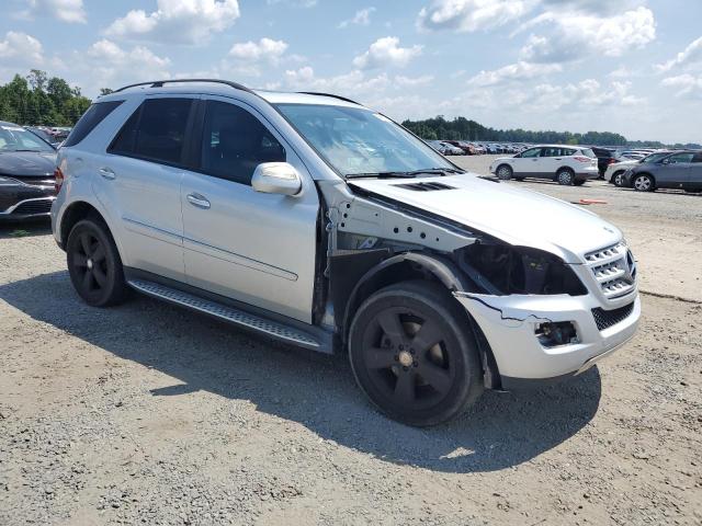 Photo 3 VIN: 4JGBB86E09A530461 - MERCEDES-BENZ ML 350 