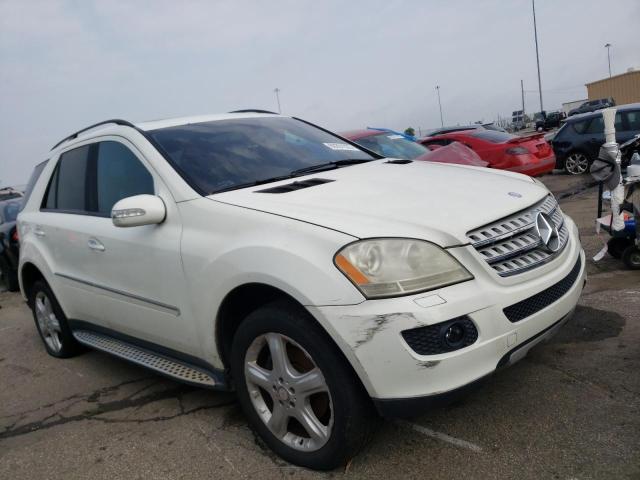 Photo 3 VIN: 4JGBB86E28A432059 - MERCEDES-BENZ ML 350 