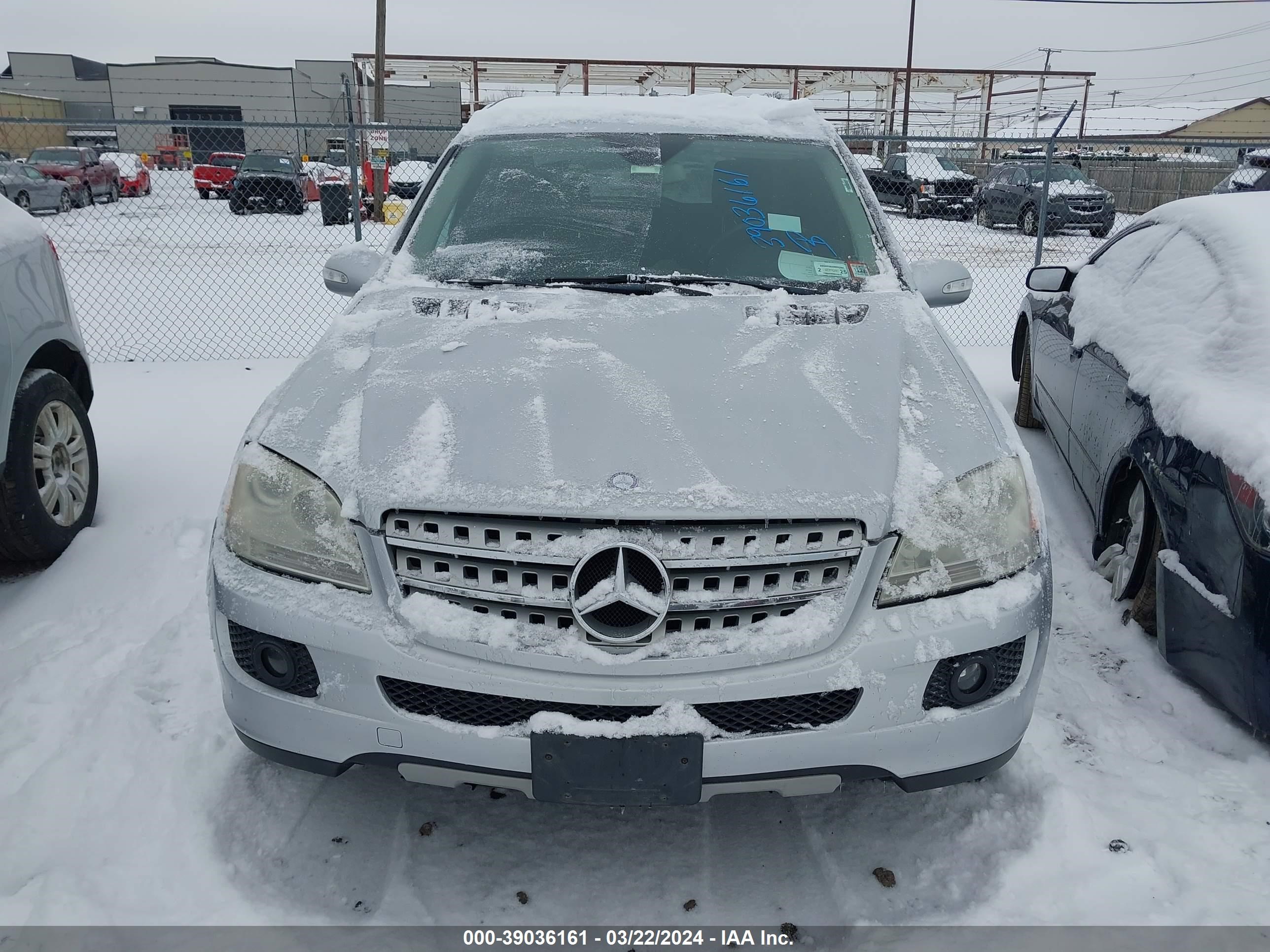 Photo 11 VIN: 4JGBB86E87A243138 - MERCEDES-BENZ NULL 