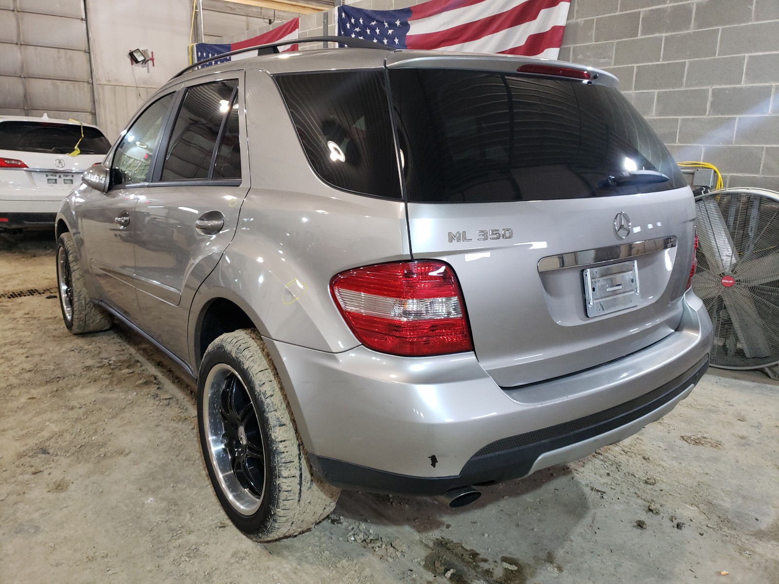 Photo 2 VIN: 4JGBB86E96A009735 - MERCEDES-BENZ ML 350 