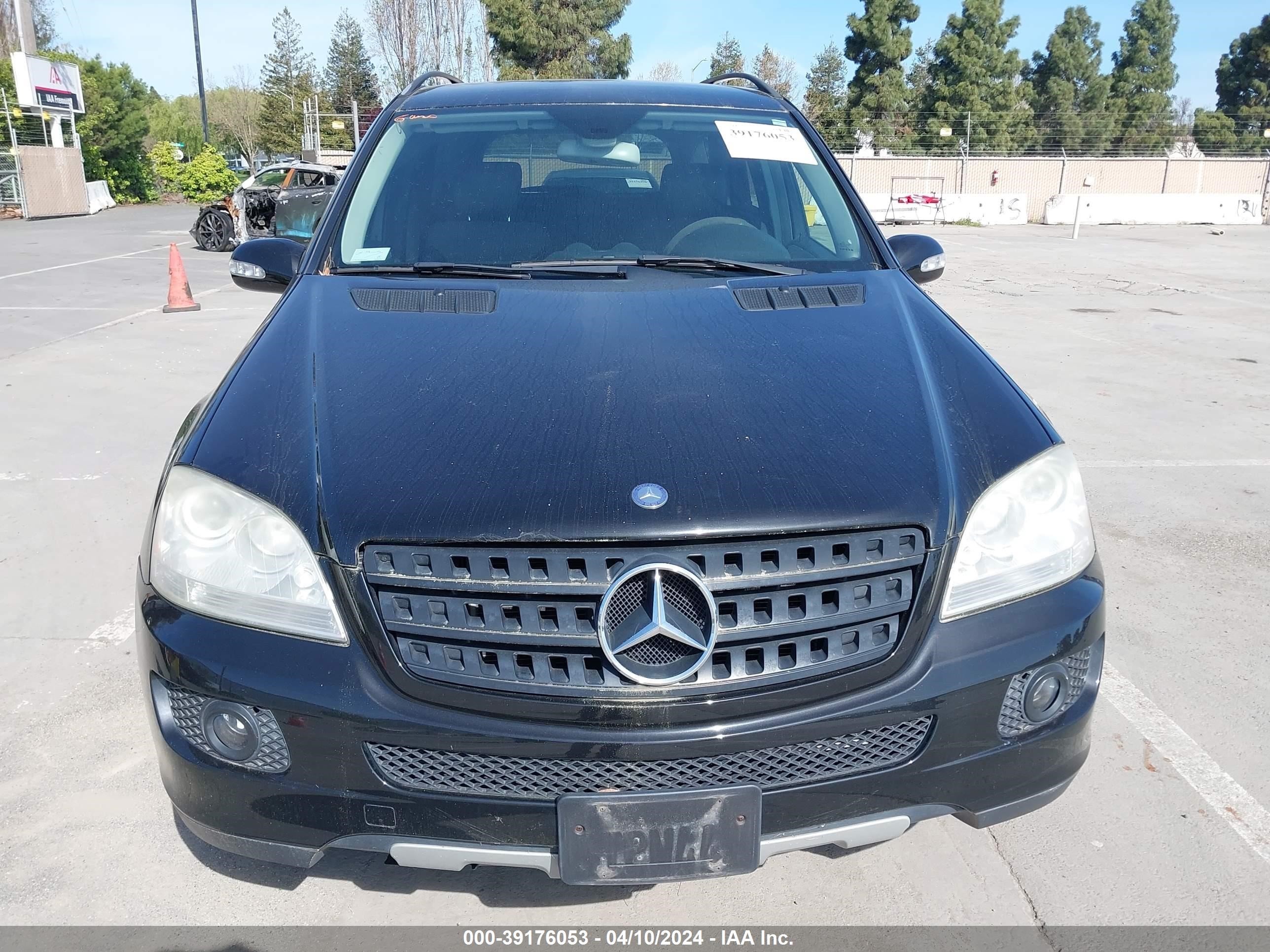 Photo 5 VIN: 4JGBB86EX6A105521 - MERCEDES-BENZ NULL 