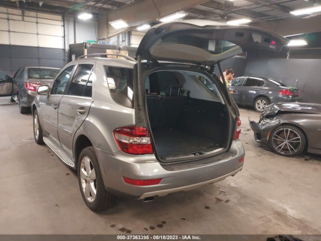 Photo 2 VIN: 4JGBB8GB0AA570421 - MERCEDES-BENZ ML 350 