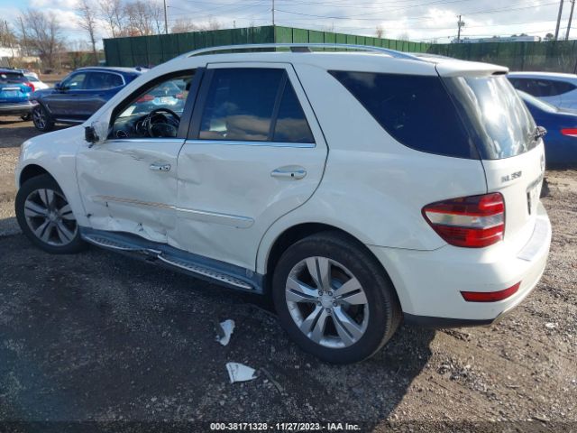 Photo 2 VIN: 4JGBB8GB0BA643689 - MERCEDES-BENZ ML 350 