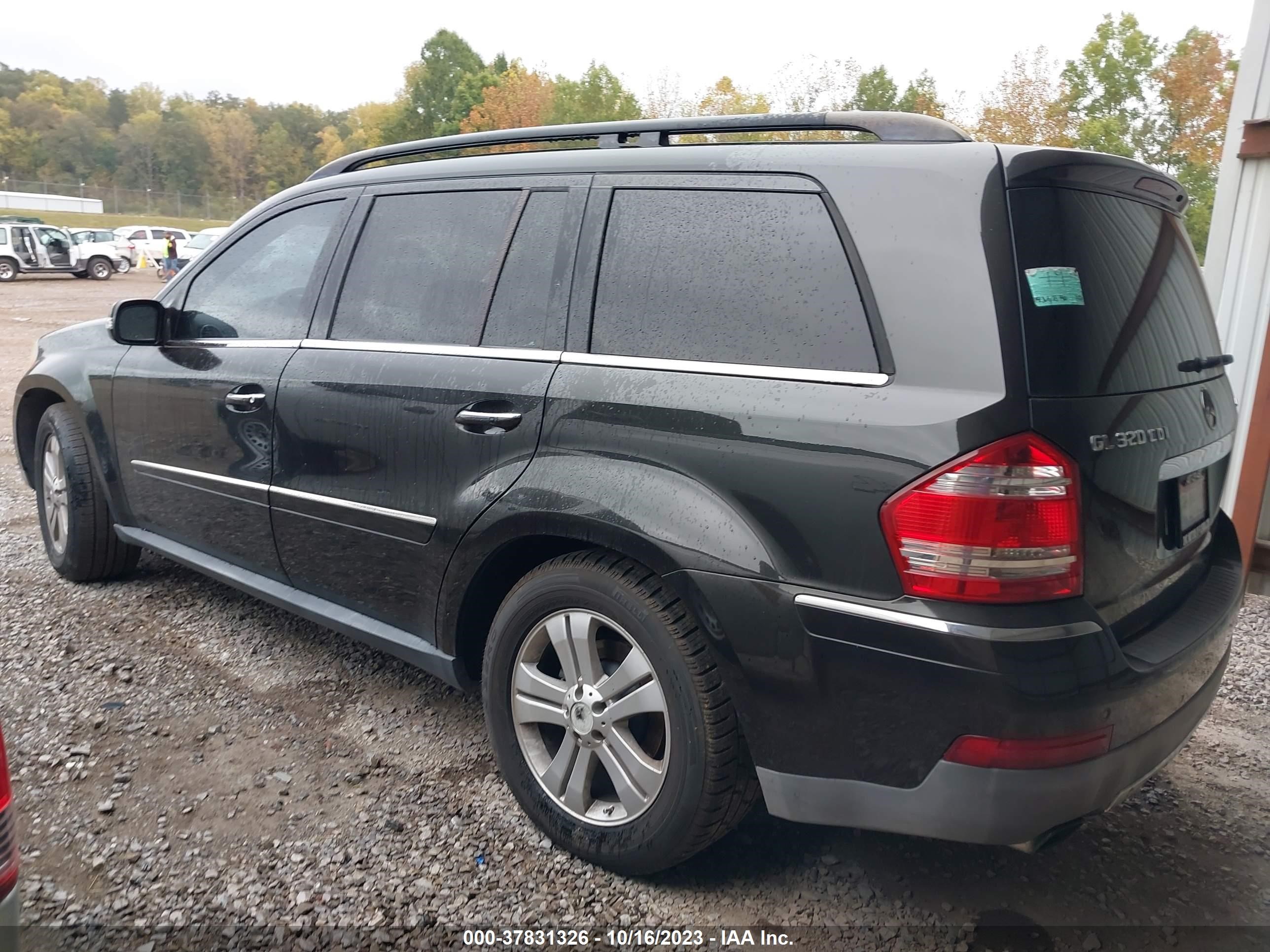 Photo 2 VIN: 4JGBF22E88A402443 - MERCEDES-BENZ GL-KLASSE 