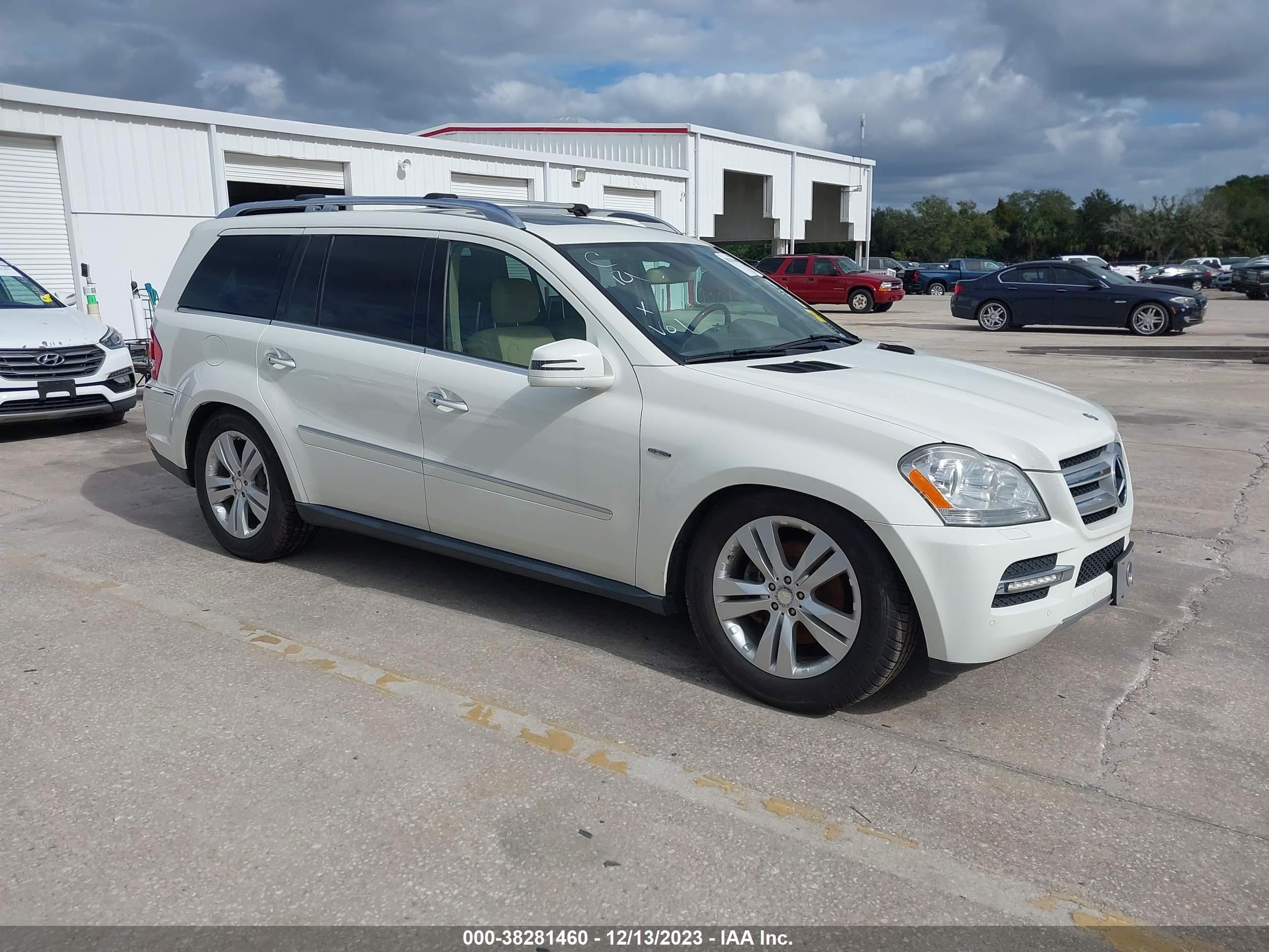 Photo 0 VIN: 4JGBF2FE8CA772648 - MERCEDES-BENZ GL 350 