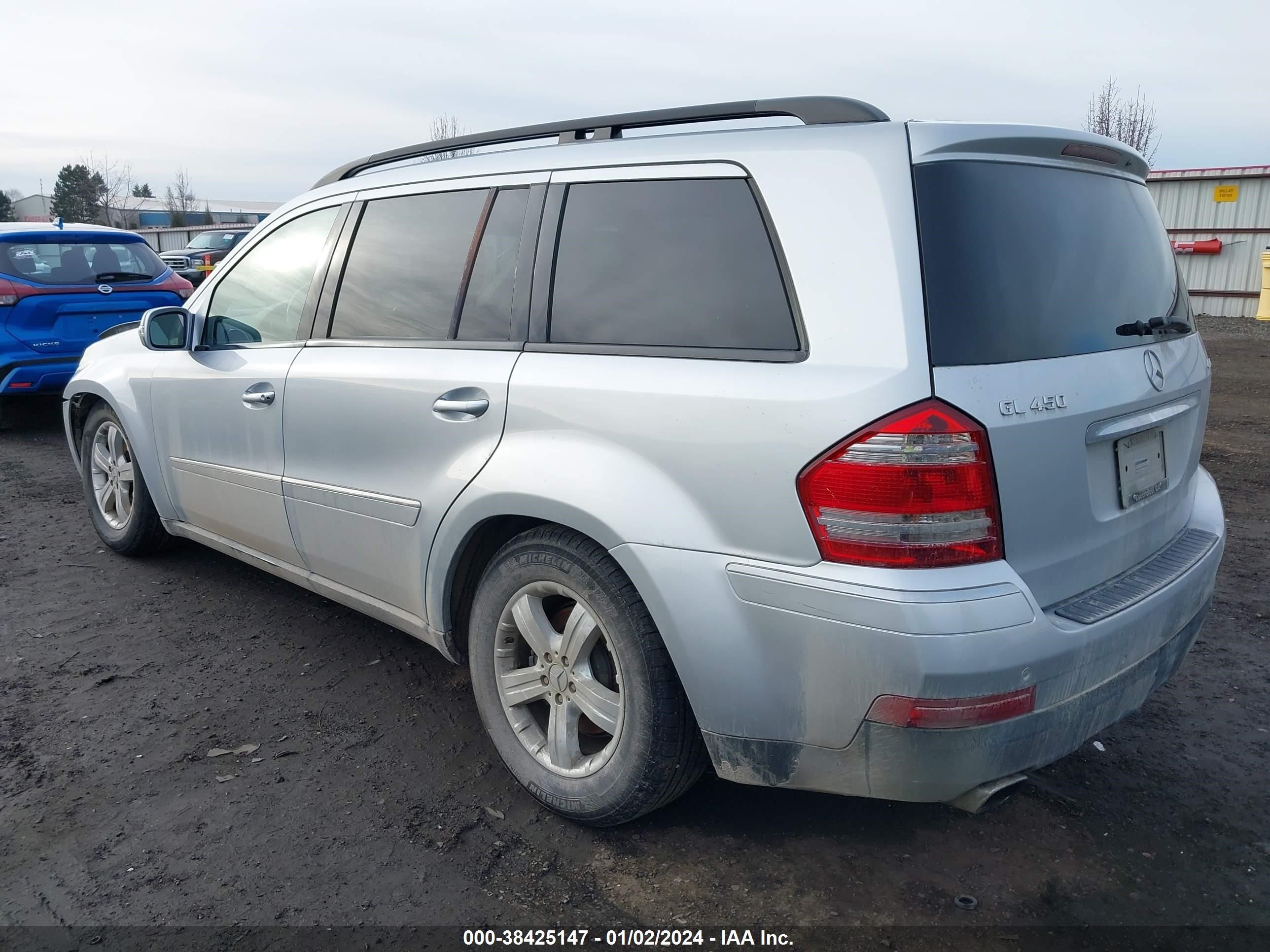 Photo 2 VIN: 4JGBF71E37A131711 - MERCEDES-BENZ GL-KLASSE 