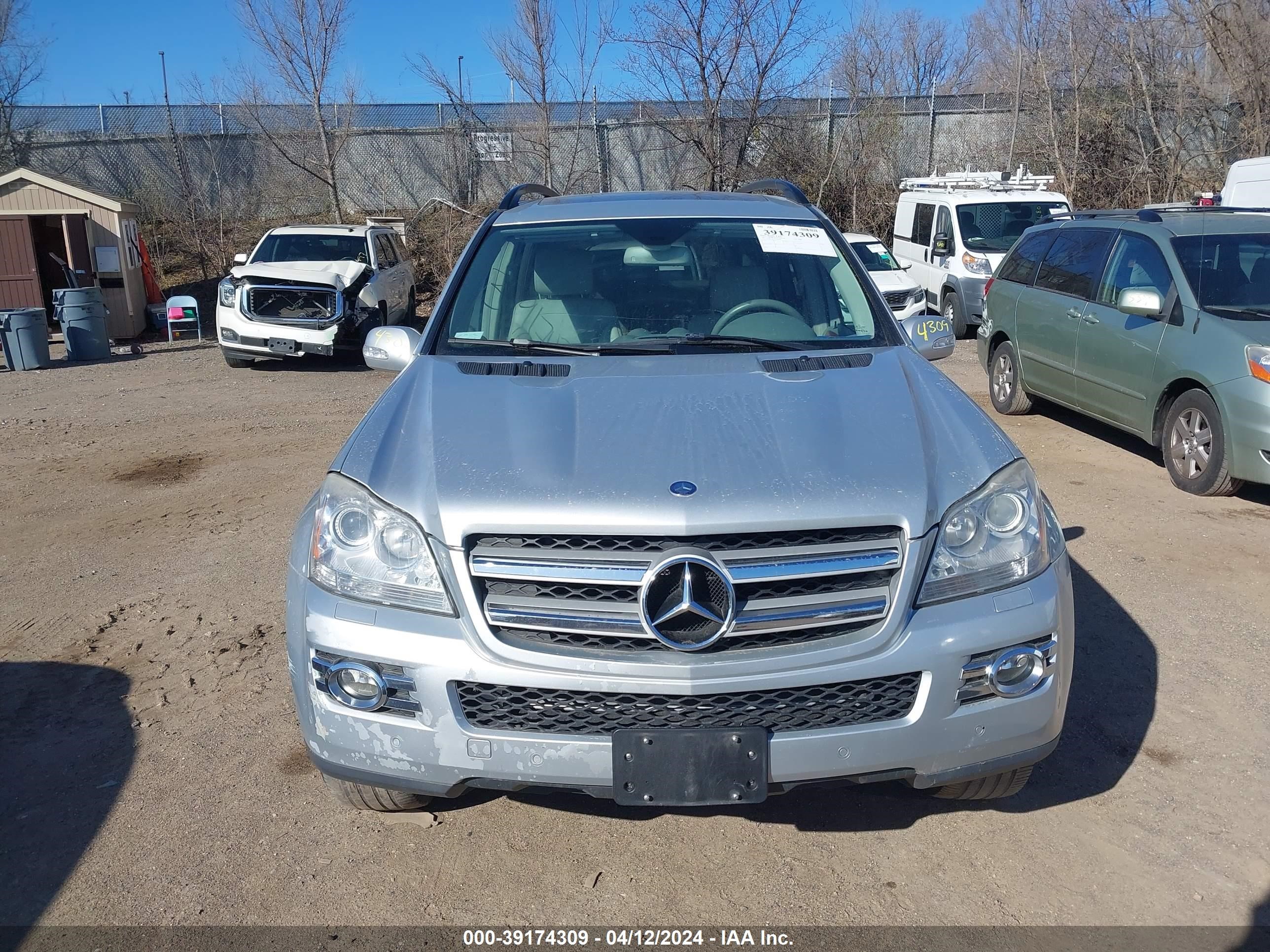 Photo 5 VIN: 4JGBF71E37A186045 - MERCEDES-BENZ GL-CLASS 