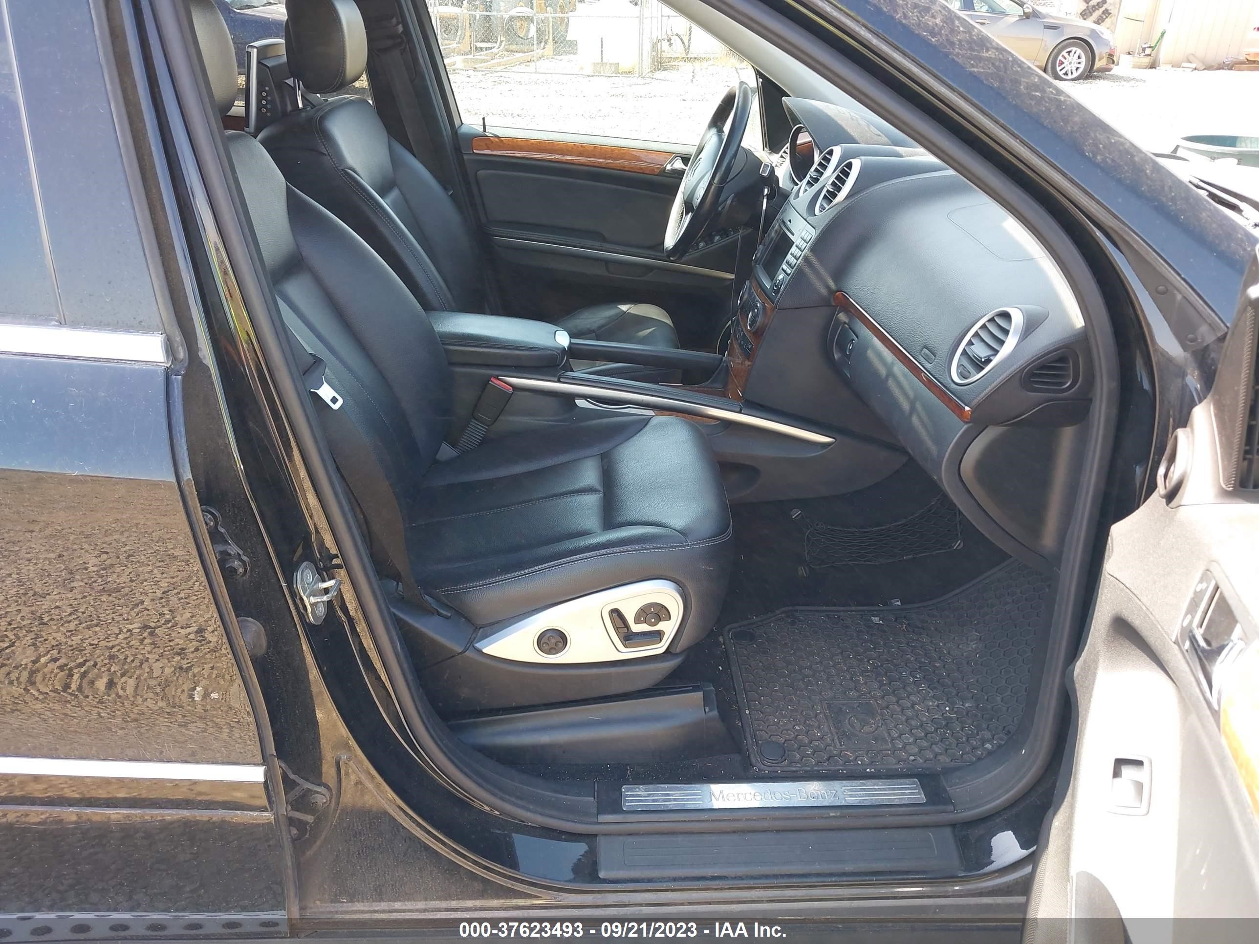 Photo 4 VIN: 4JGBF71E59A452779 - MERCEDES-BENZ GL-KLASSE 