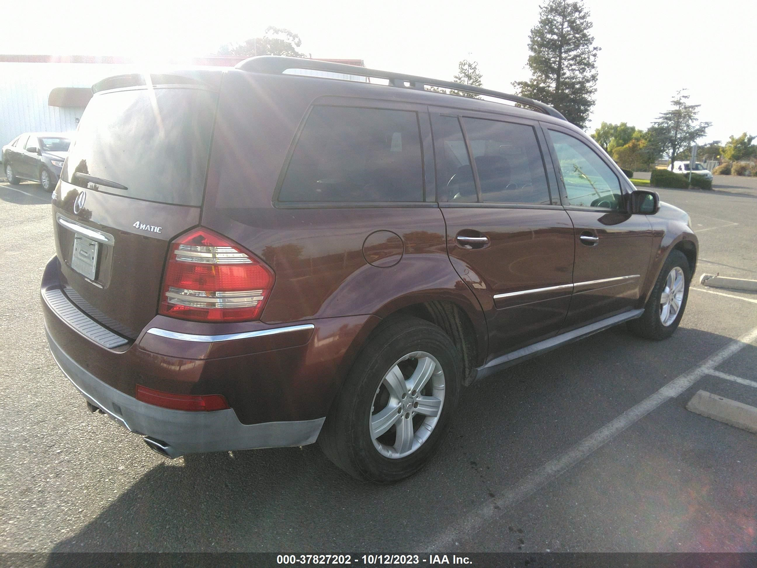 Photo 3 VIN: 4JGBF71E78A379753 - MERCEDES-BENZ GL 450 4MA 