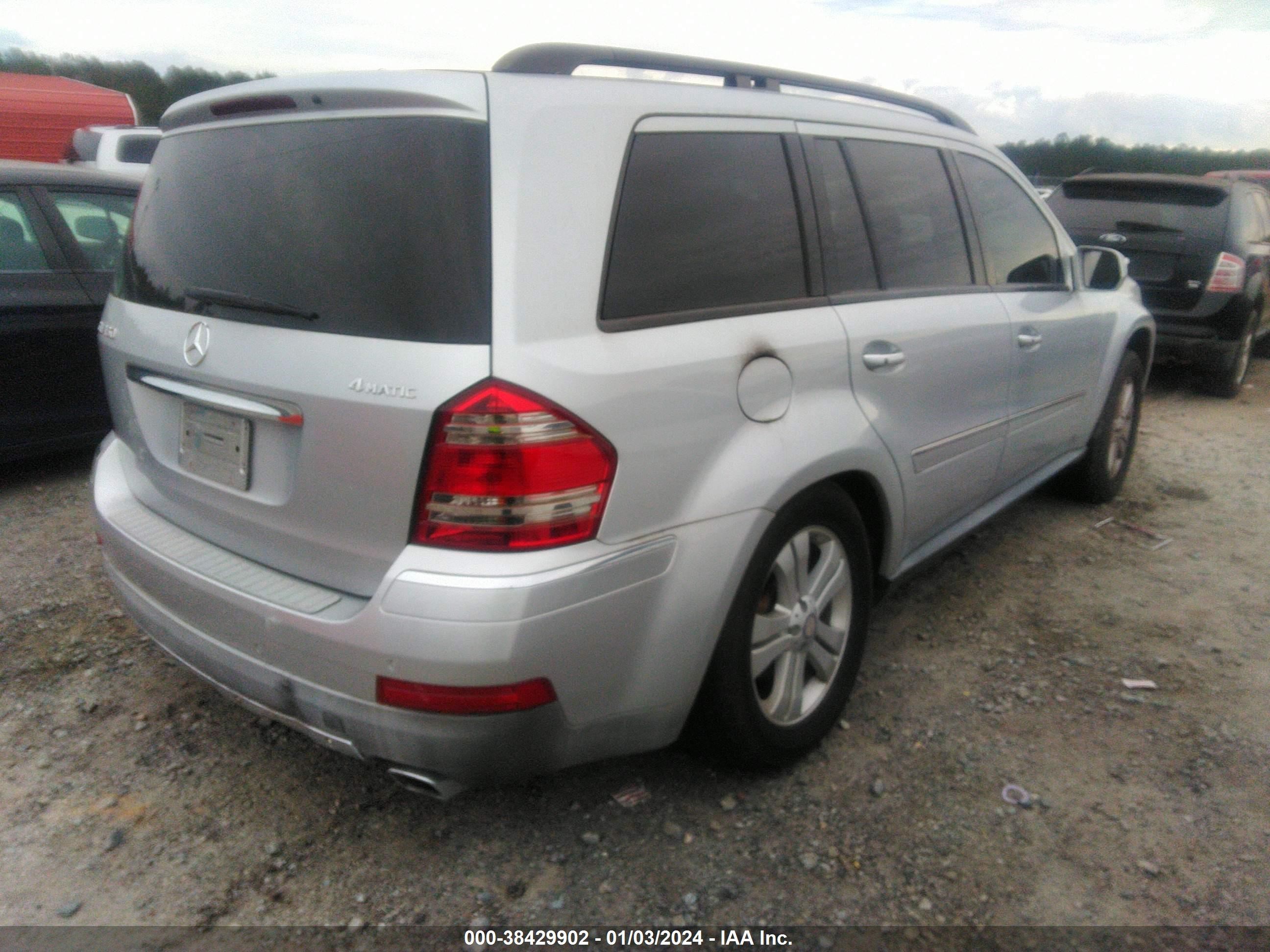 Photo 3 VIN: 4JGBF71E79A509967 - MERCEDES-BENZ GL-KLASSE 