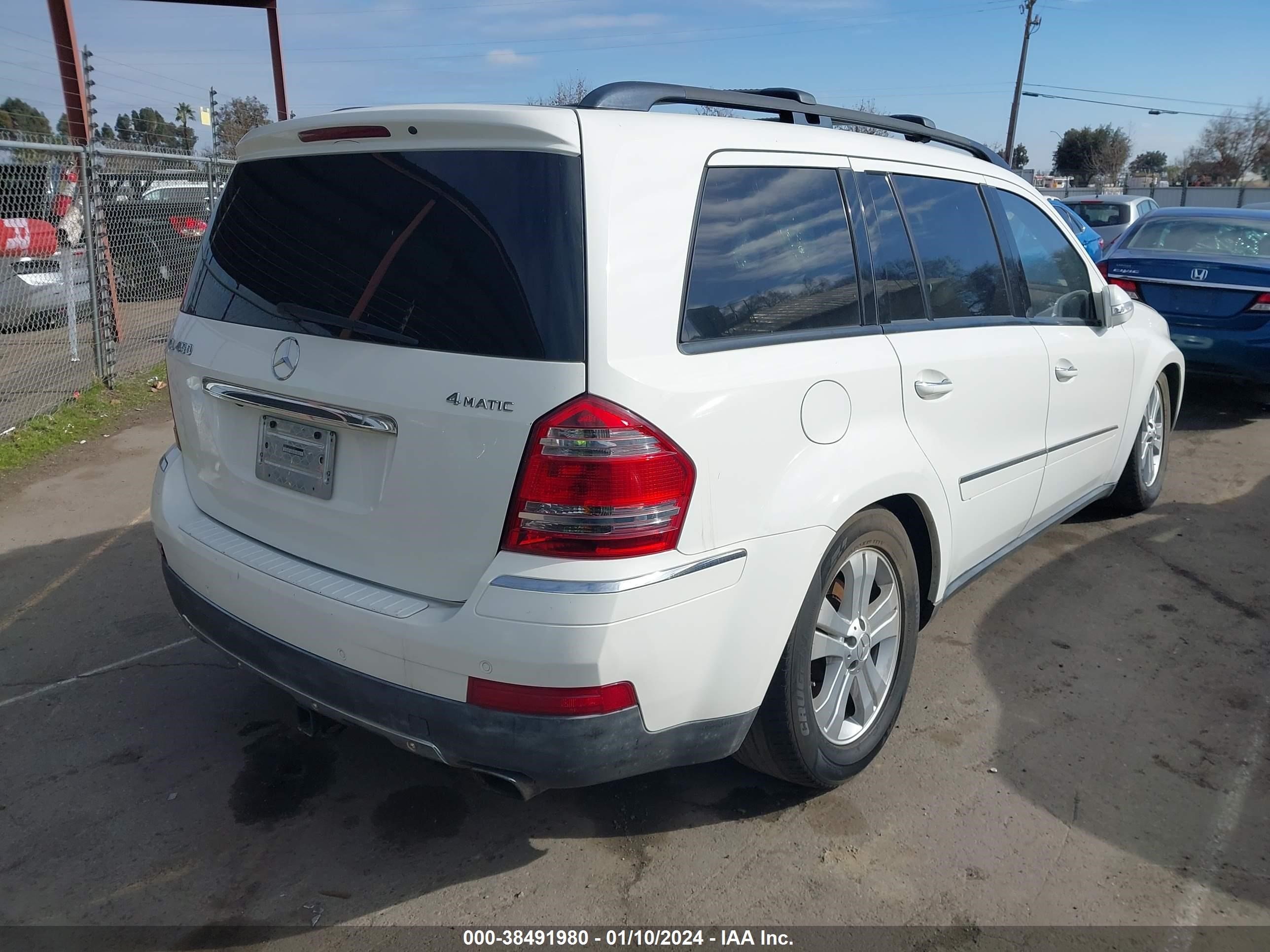 Photo 3 VIN: 4JGBF71E87A272631 - MERCEDES-BENZ GL-KLASSE 