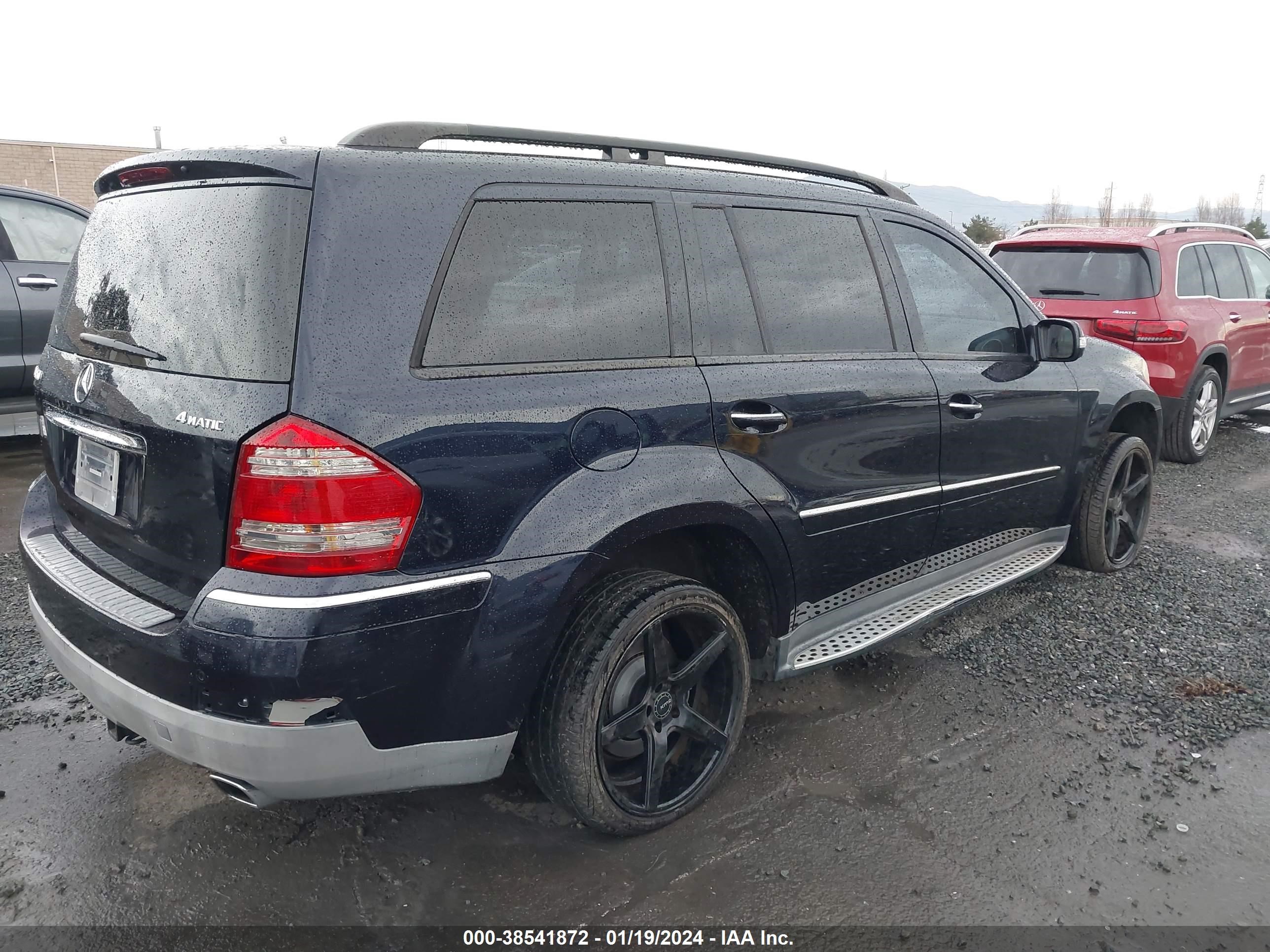 Photo 3 VIN: 4JGBF71EX8A378435 - MERCEDES-BENZ GL-KLASSE 