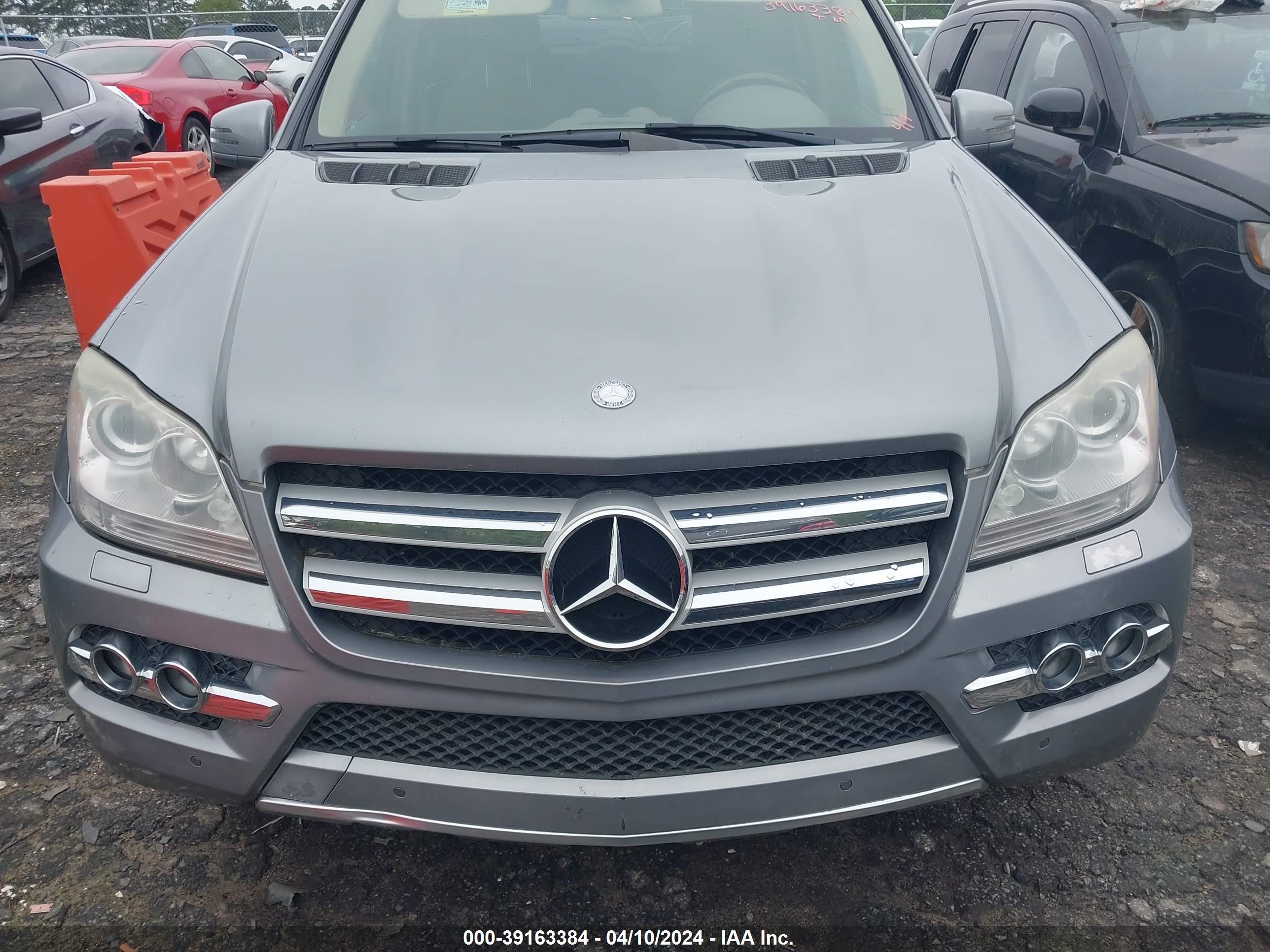 Photo 5 VIN: 4JGBF7BE0BA716818 - MERCEDES-BENZ NULL 