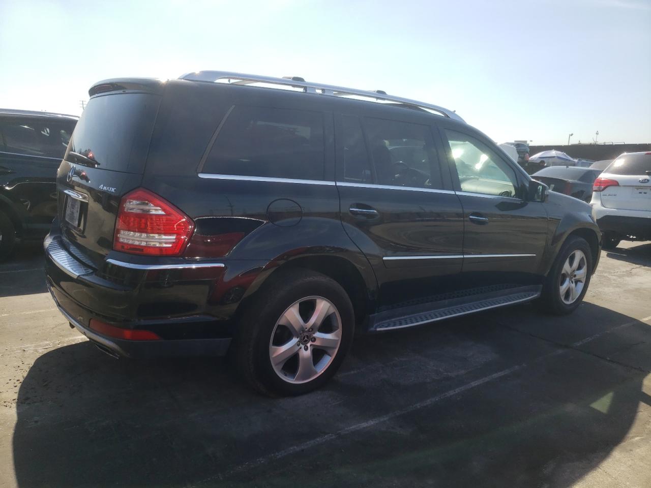 Photo 2 VIN: 4JGBF7BE1BA699253 - MERCEDES-BENZ GL-KLASSE 