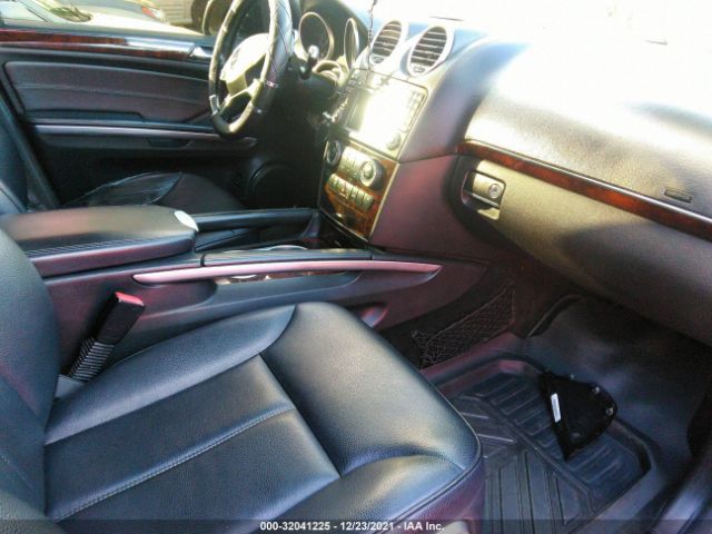 Photo 4 VIN: 4JGBF7BE3AA538000 - MERCEDES-BENZ GL-CLASS 