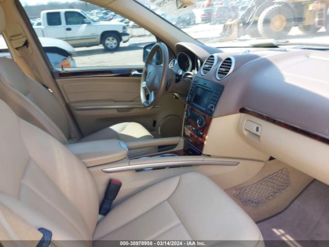 Photo 4 VIN: 4JGBF7BE3CA767375 - MERCEDES-BENZ GL 450 