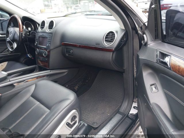 Photo 4 VIN: 4JGBF7BE3CA784662 - MERCEDES-BENZ GL 450 