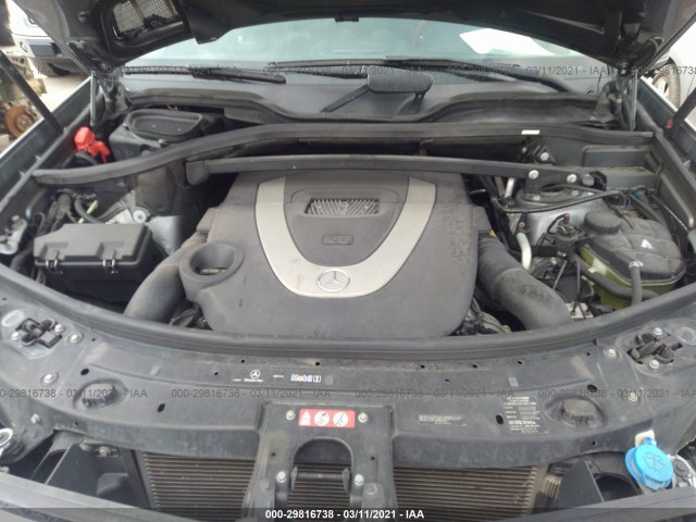 Photo 9 VIN: 4JGBF7BE4BA706440 - MERCEDES-BENZ GL-CLASS 