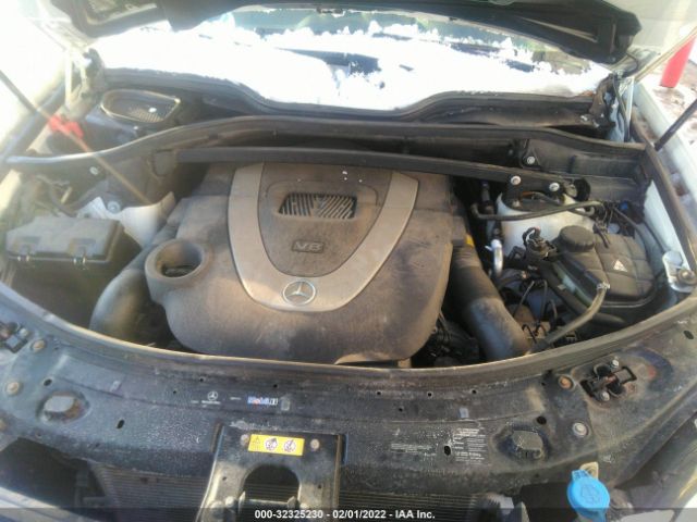 Photo 9 VIN: 4JGBF7BE4CA800626 - MERCEDES-BENZ GL-CLASS 