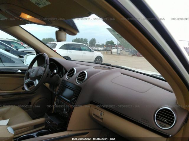 Photo 4 VIN: 4JGBF7BE6CA790410 - MERCEDES-BENZ GL-CLASS 