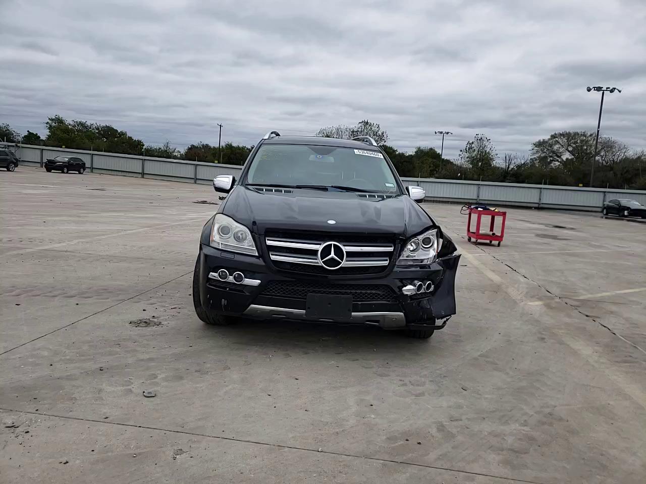 Photo 10 VIN: 4JGBF7BE7AA557925 - MERCEDES-BENZ GL 450 4MA 