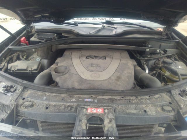 Photo 9 VIN: 4JGBF7BE8BA700513 - MERCEDES-BENZ GL-CLASS 