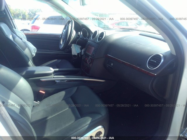 Photo 4 VIN: 4JGBF7BEXBA736977 - MERCEDES-BENZ GL-CLASS 