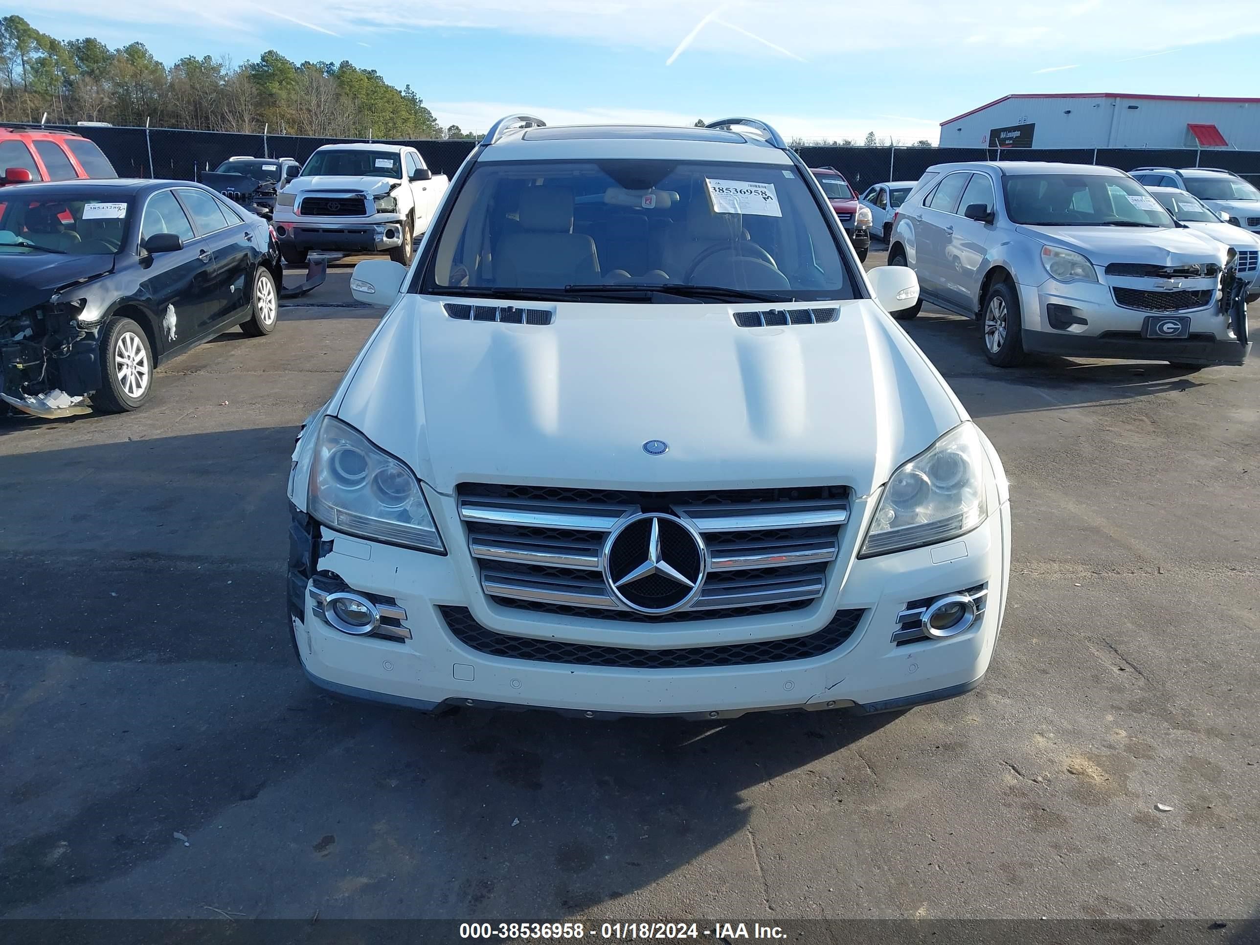 Photo 11 VIN: 4JGBF86E08A321952 - MERCEDES-BENZ GL-KLASSE 