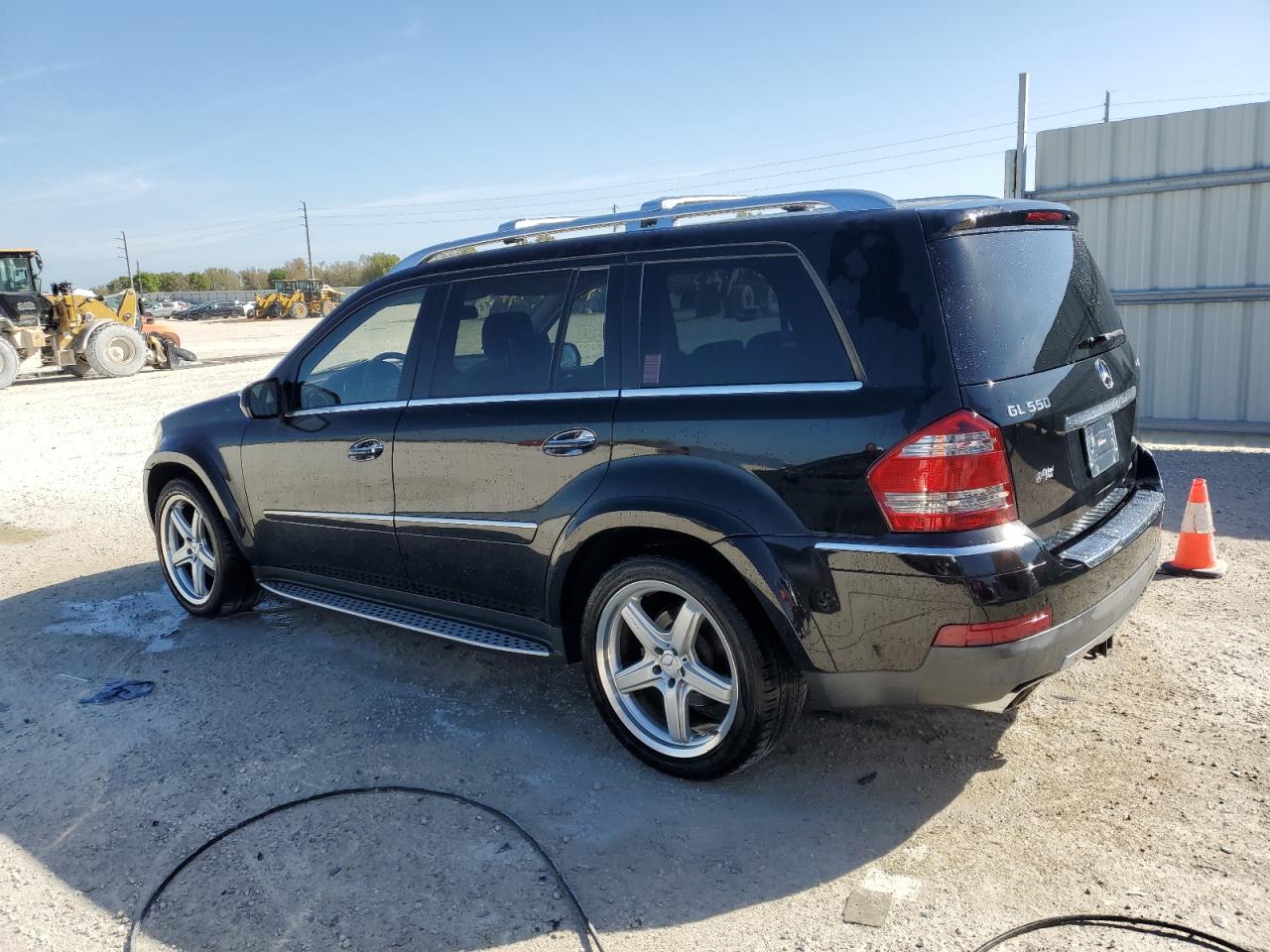 Photo 1 VIN: 4JGBF86E09A480228 - MERCEDES-BENZ GL-KLASSE 