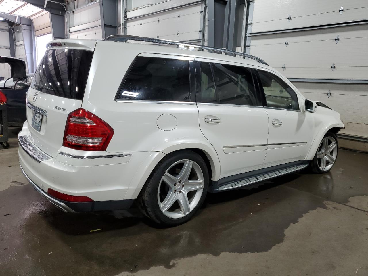 Photo 2 VIN: 4JGBF8GE1BA657342 - MERCEDES-BENZ GL-KLASSE 