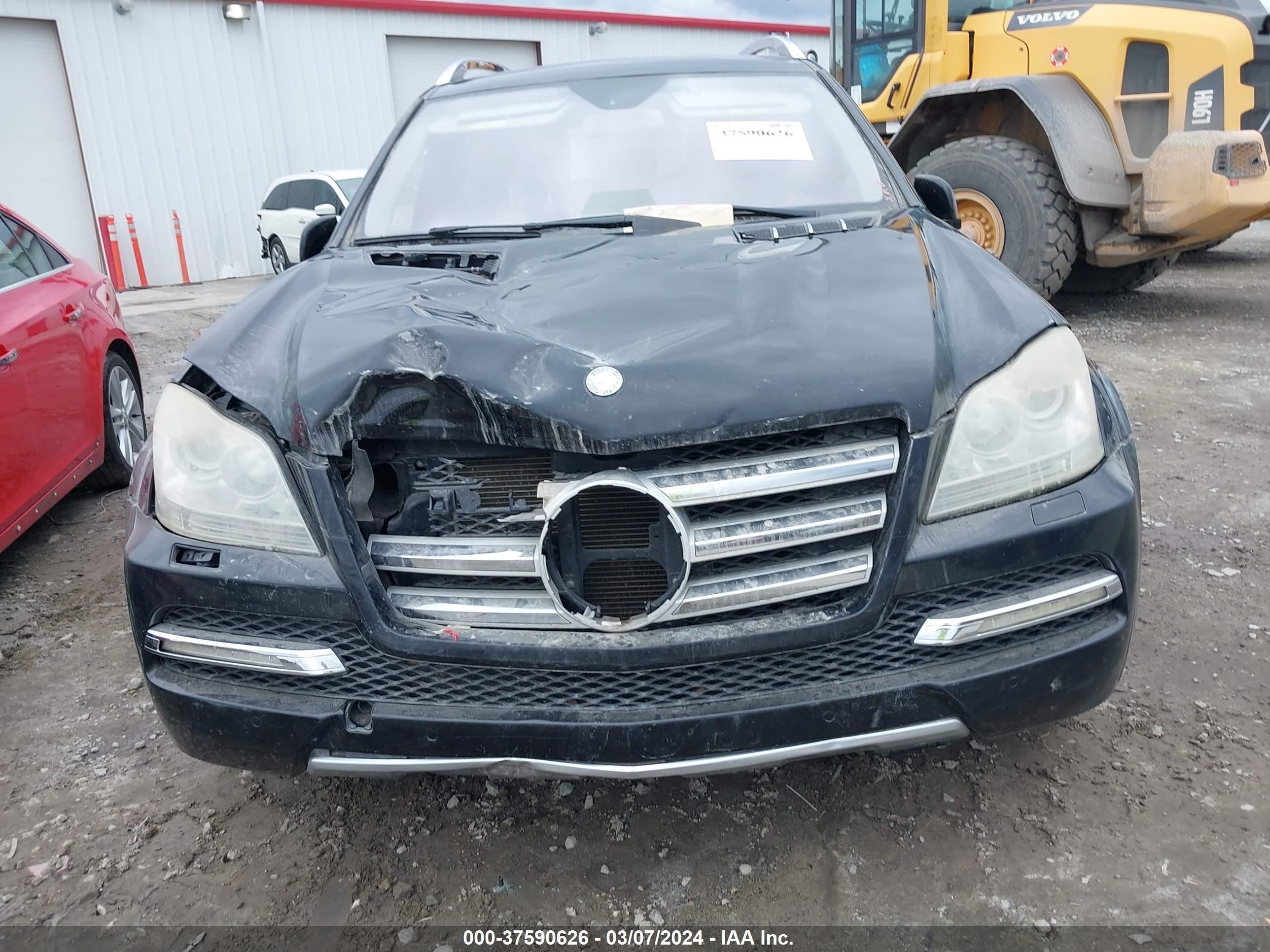 Photo 11 VIN: 4JGBF8GE5BA723875 - MERCEDES-BENZ GL 550 