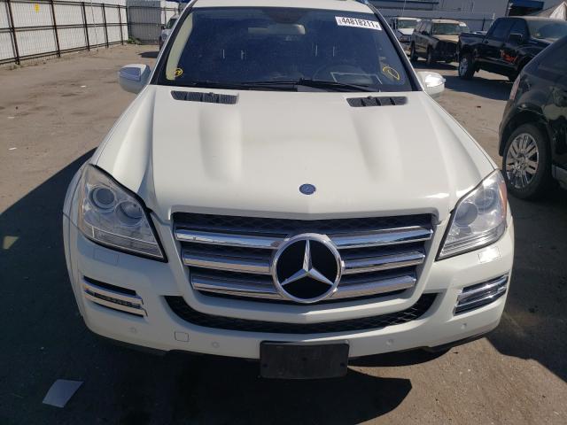 Photo 8 VIN: 4JGBF8GE9AA602569 - MERCEDES-BENZ GL 550 4MA 