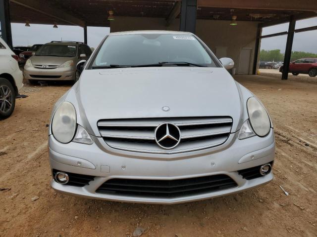 Photo 4 VIN: 4JGCB56E48A070738 - MERCEDES-BENZ R-CLASS 