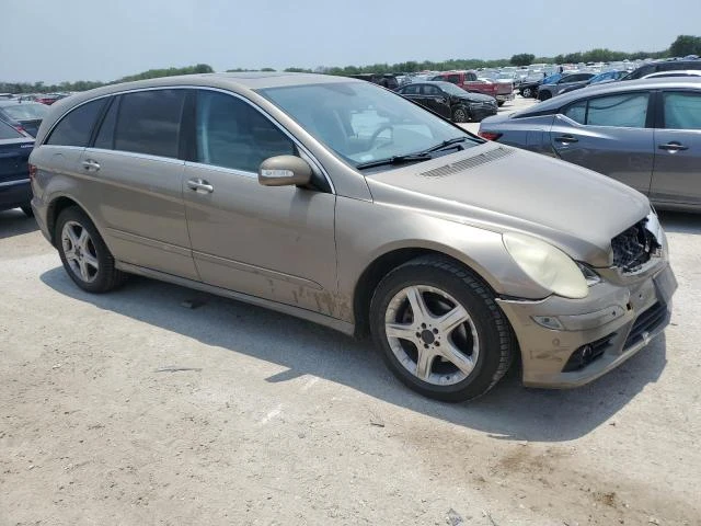 Photo 3 VIN: 4JGCB56E98A066572 - MERCEDES-BENZ R 350 