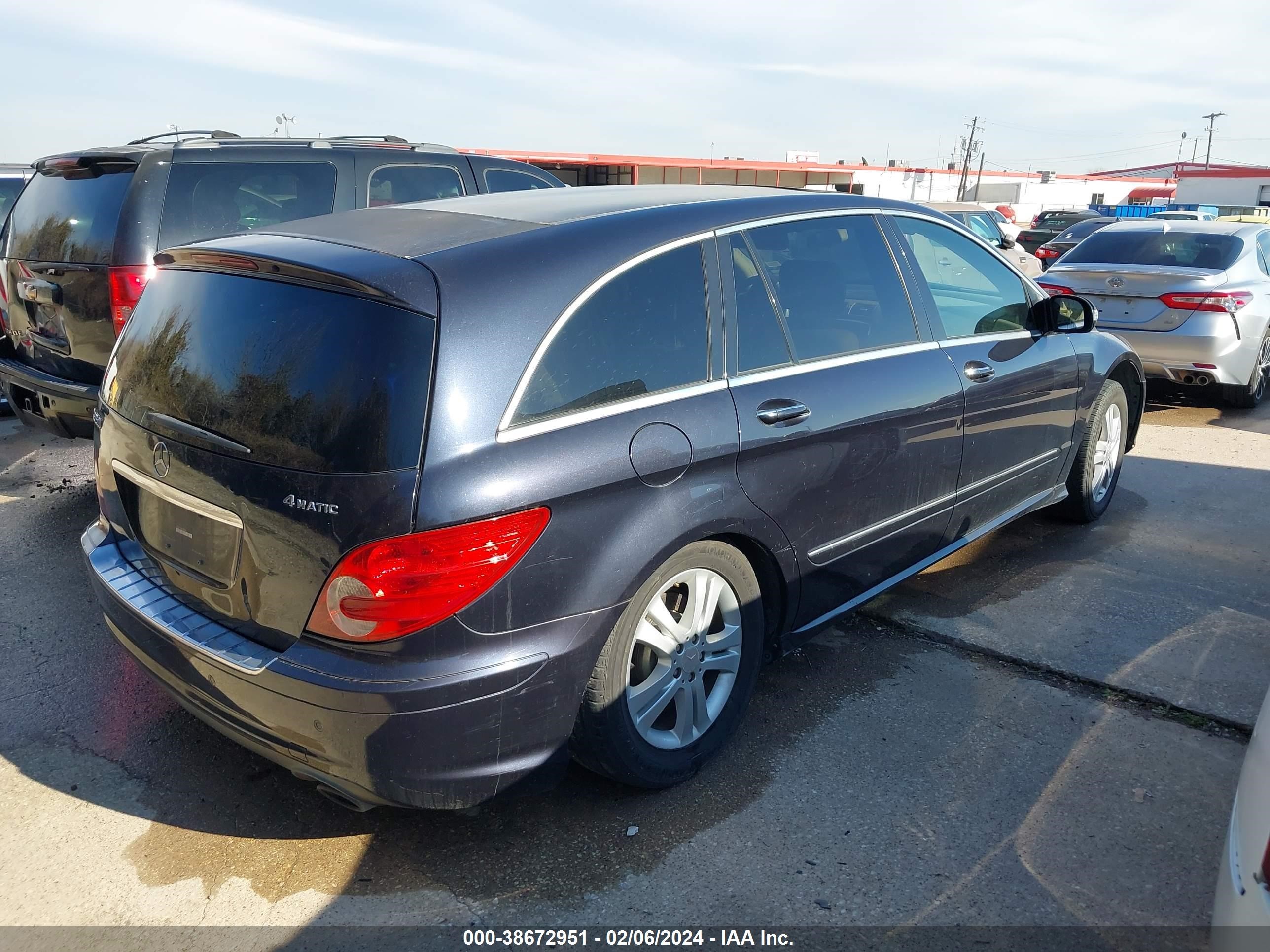 Photo 3 VIN: 4JGCB65E08A070436 - MERCEDES-BENZ R-KLASSE 