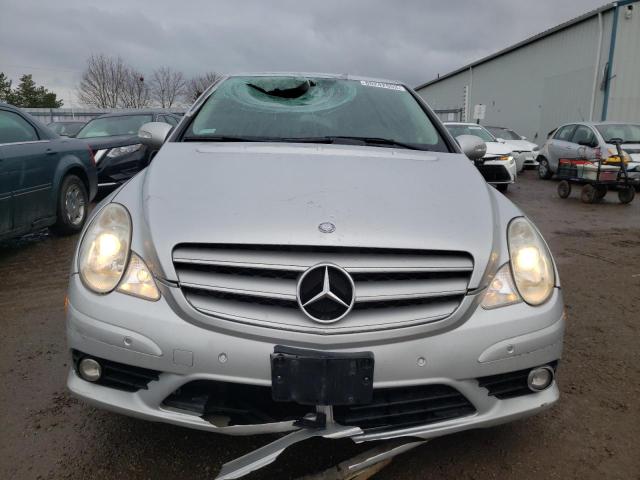 Photo 4 VIN: 4JGCB65E48A064381 - MERCEDES-BENZ R-CLASS 