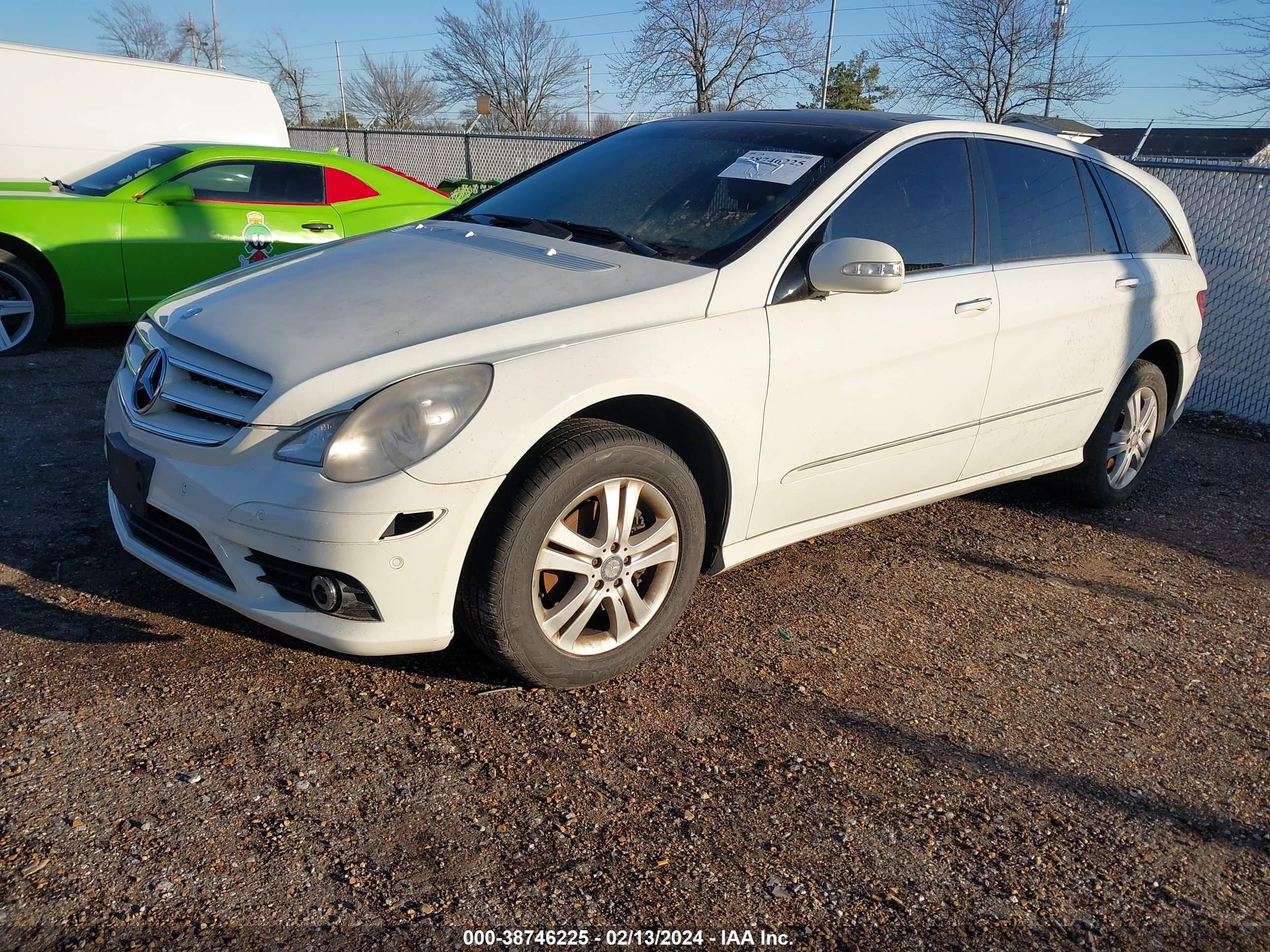 Photo 1 VIN: 4JGCB65E88A078882 - MERCEDES-BENZ R-KLASSE 