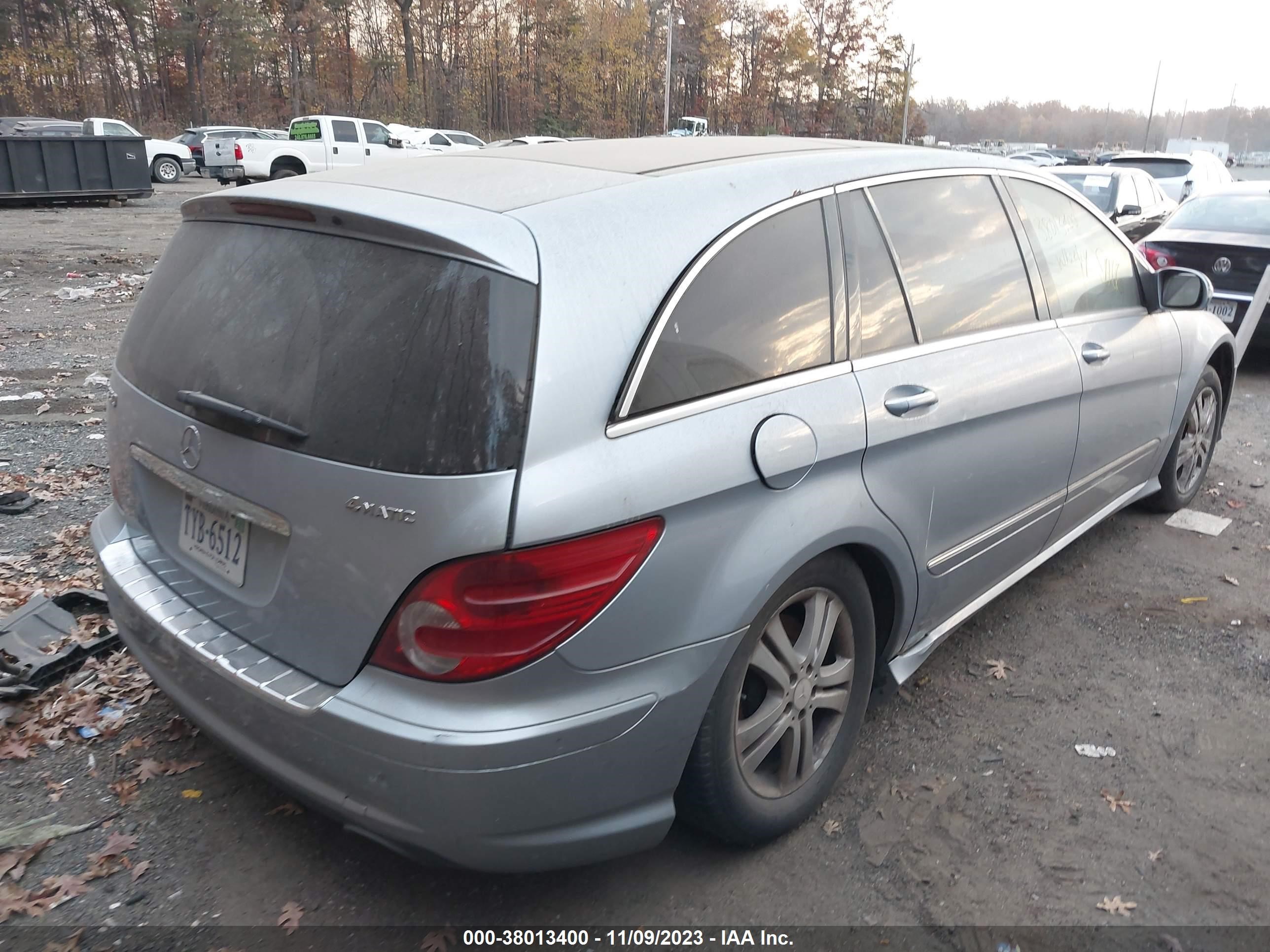 Photo 3 VIN: 4JGCB65E98A081290 - MERCEDES-BENZ R-KLASSE 