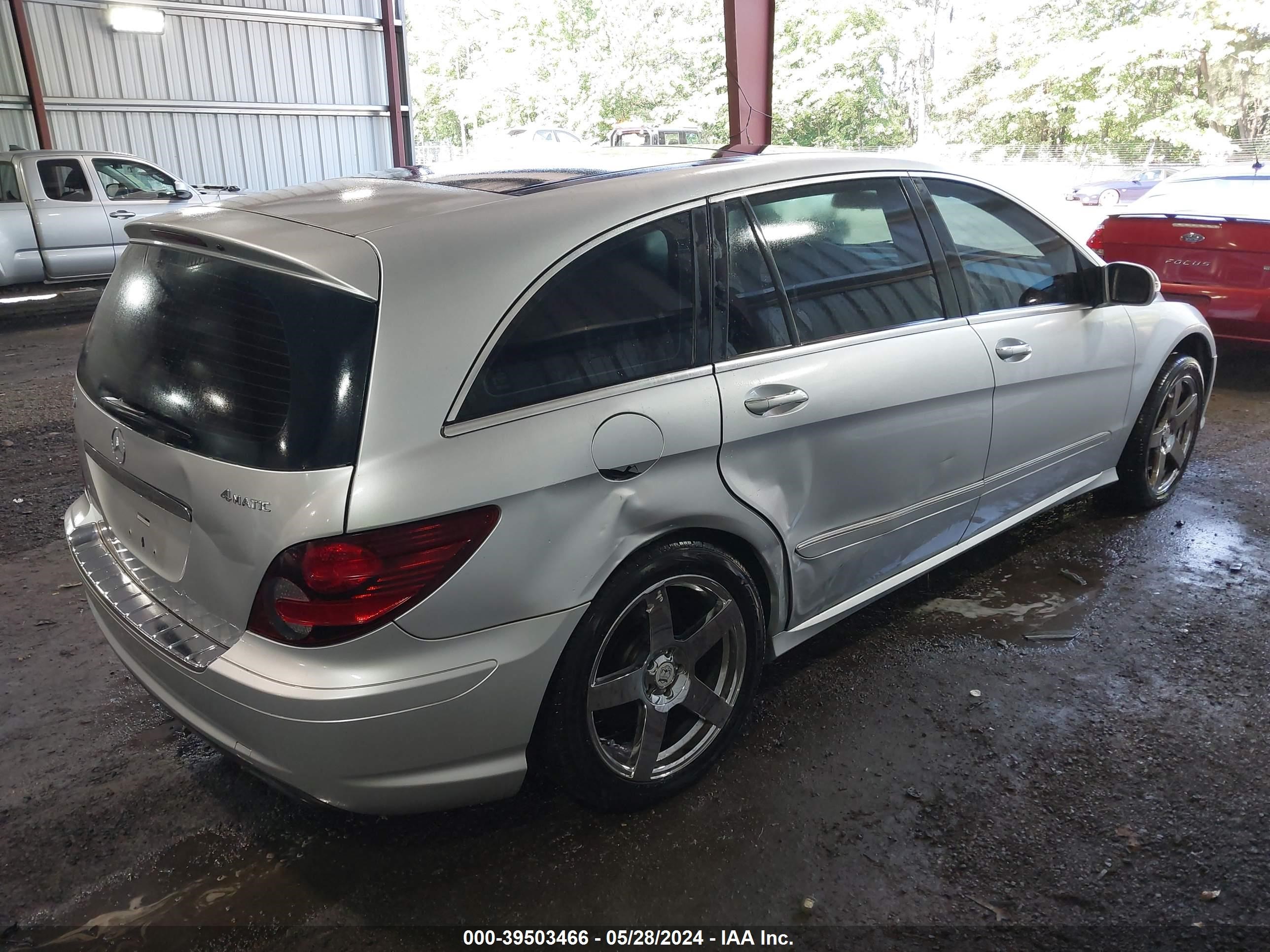 Photo 3 VIN: 4JGCB65E99A095918 - MERCEDES-BENZ NULL 