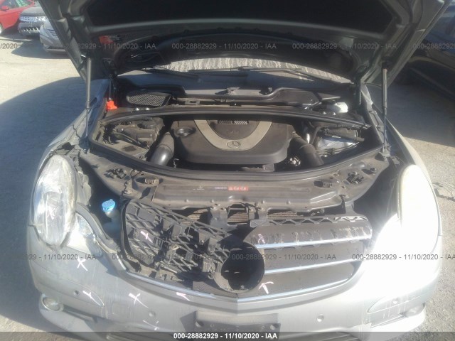 Photo 9 VIN: 4JGCB6FB2AA102121 - MERCEDES-BENZ R-CLASS 