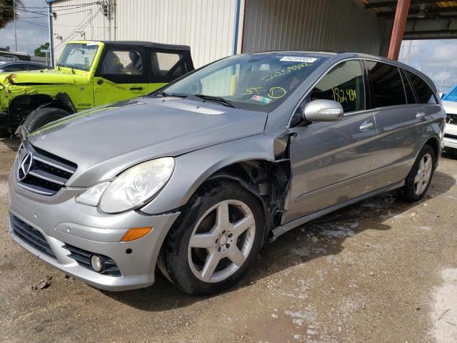 Photo 1 VIN: 4JGCB6FE1AA102038 - MERCEDES-BENZ R 350 4MAT 