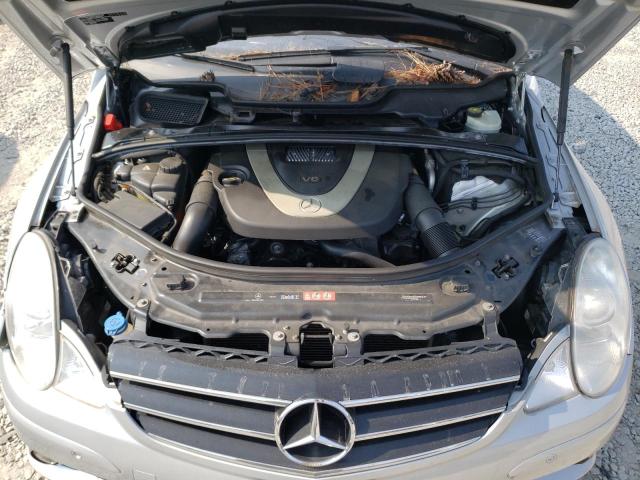 Photo 11 VIN: 4JGCB6FE2AA107930 - MERCEDES-BENZ R-CLASS 