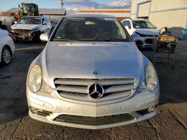 Photo 4 VIN: 4JGCB75E17A043069 - MERCEDES-BENZ R-CLASS 