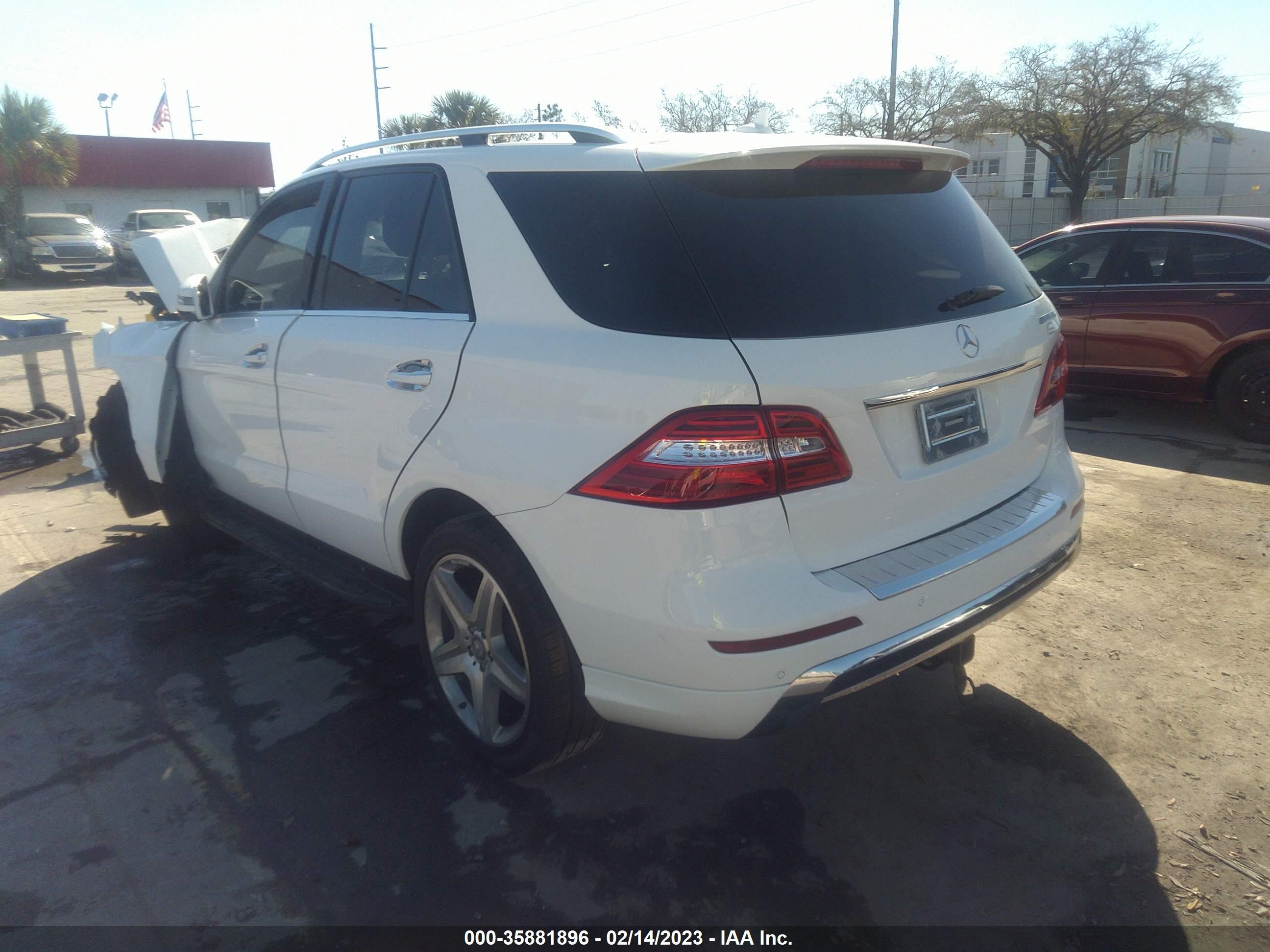 Photo 2 VIN: 4JGDA0EB2FA525374 - MERCEDES-BENZ M-KLASSE 