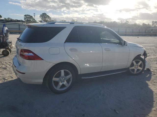 Photo 2 VIN: 4JGDA0EB5FA549863 - MERCEDES-BENZ ML 250 BLU 