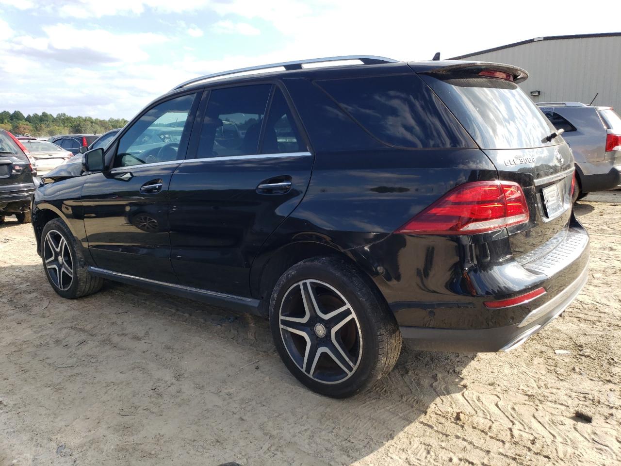 Photo 1 VIN: 4JGDA0EB5GA711461 - MERCEDES-BENZ GLE 