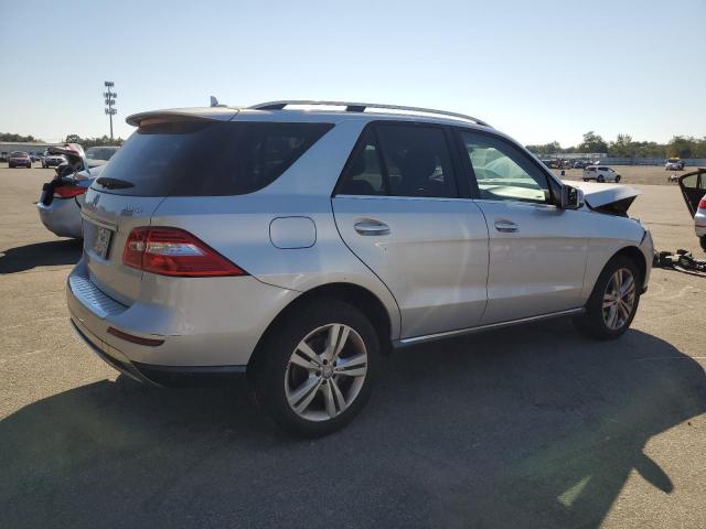 Photo 2 VIN: 4JGDA0EB7FA470128 - MERCEDES-BENZ ML 250 BLU 