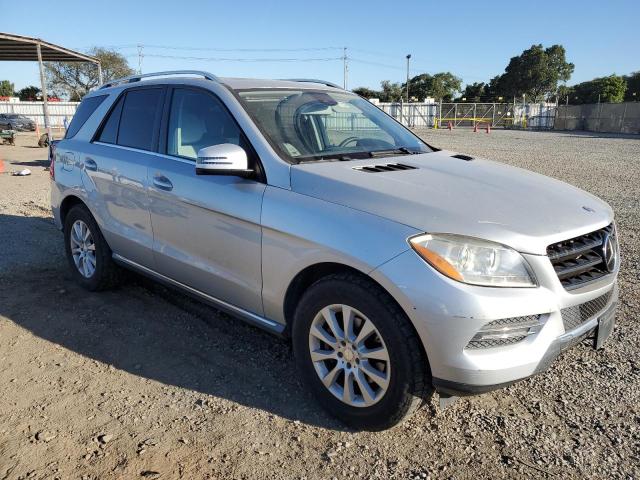 Photo 3 VIN: 4JGDA0EB8FA580301 - MERCEDES-BENZ ML 250 BLU 